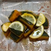 カボチャのレモン煮
カボチャ４分1 レモン
出汁　みりん　薄口醤油　酒砂糖
